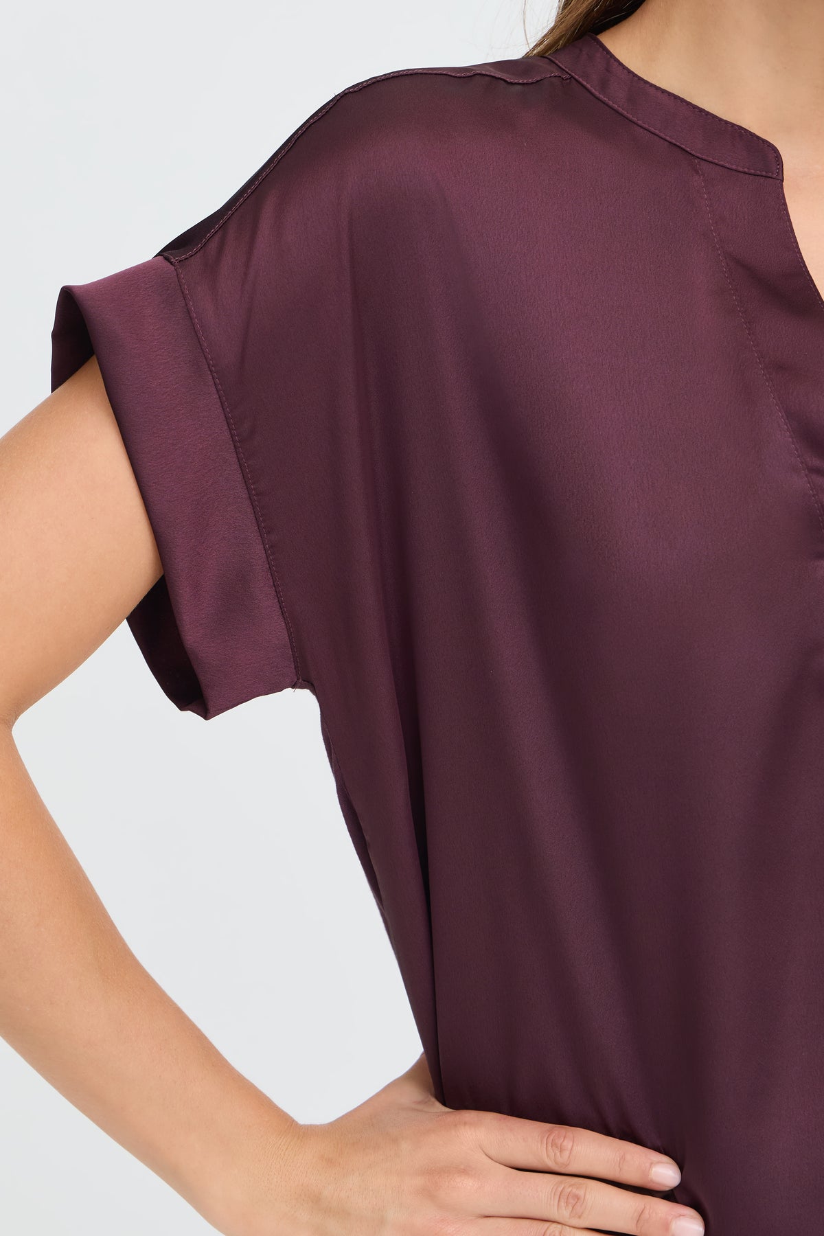 B.Young Byselita V Placket Neck