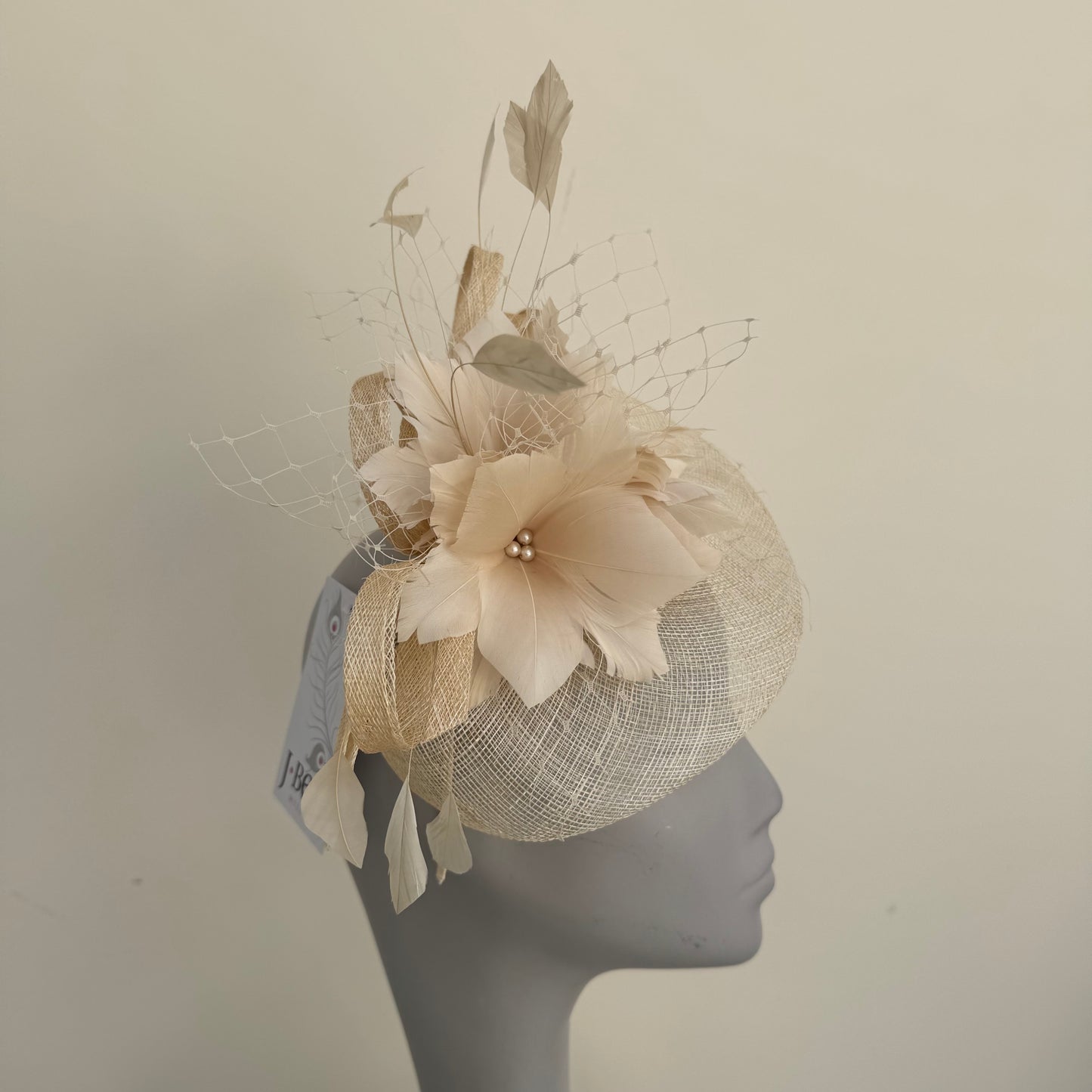 J Bees JB18/040 Nude Fascinator with feathers
