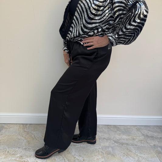 Malissa J WF2603 Silky Loose Trousers