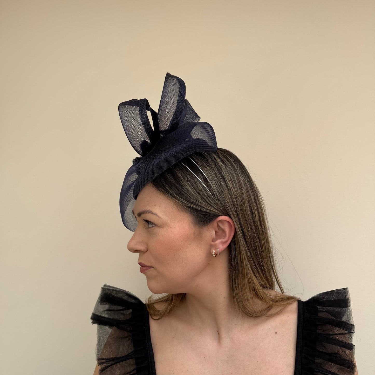 Max and Ellie JP3 Navy blue Pillbox Fascinator