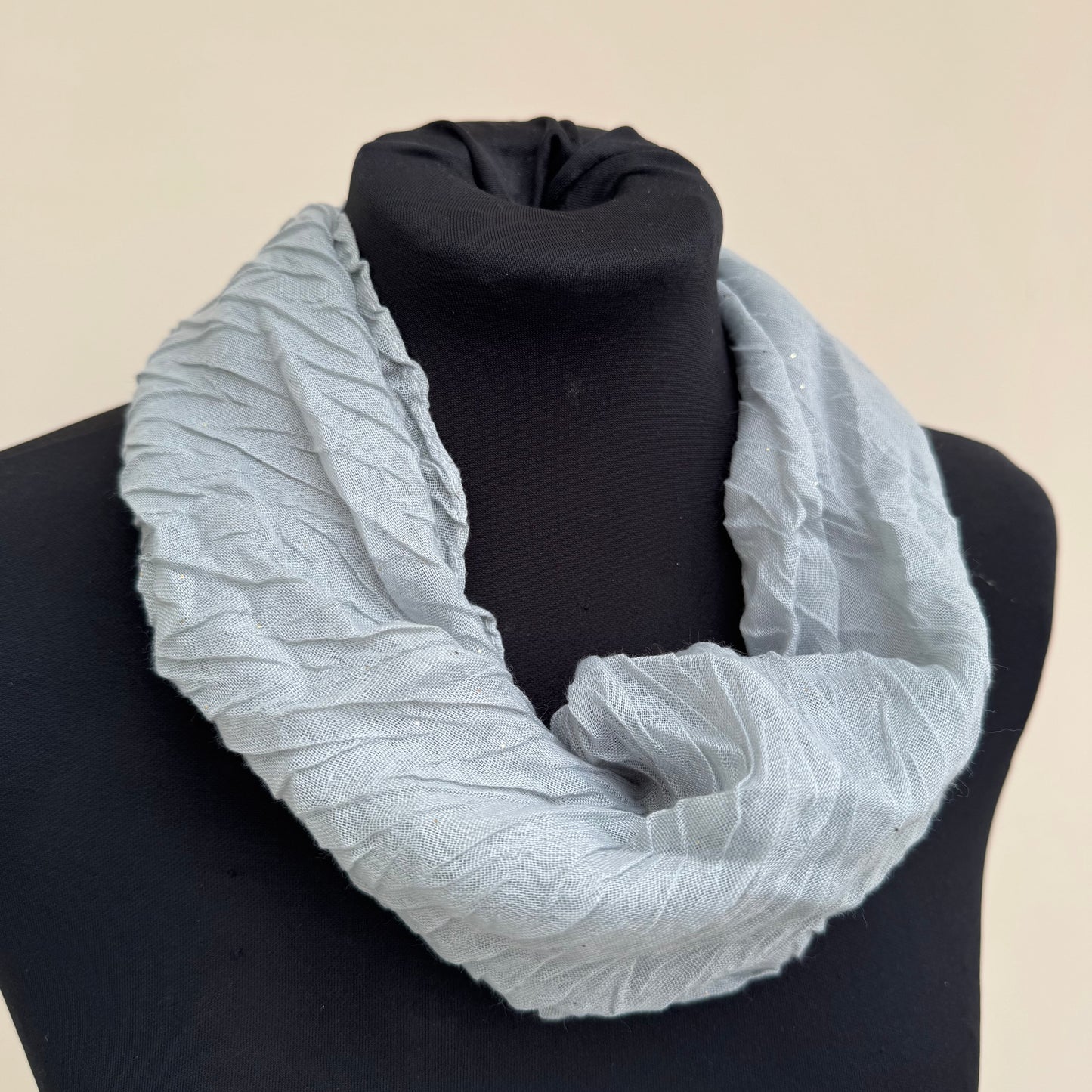 Passion Magnetic Crinkle Scarf with Sparkle