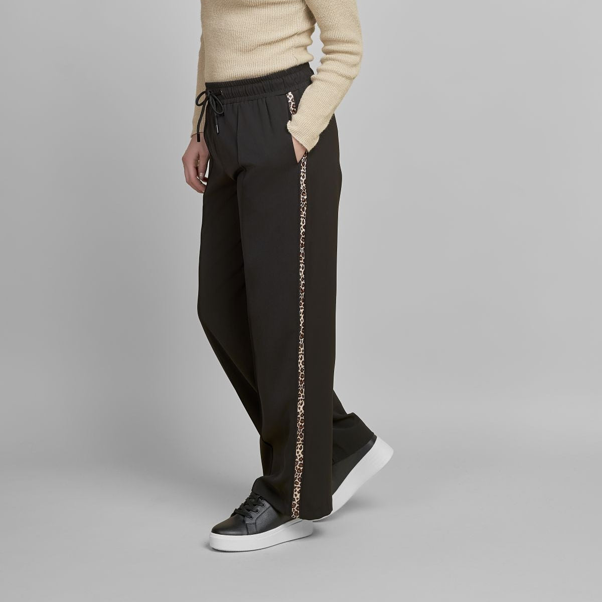 Pinns 643T Wide Leg Trouser with side Tape Detail