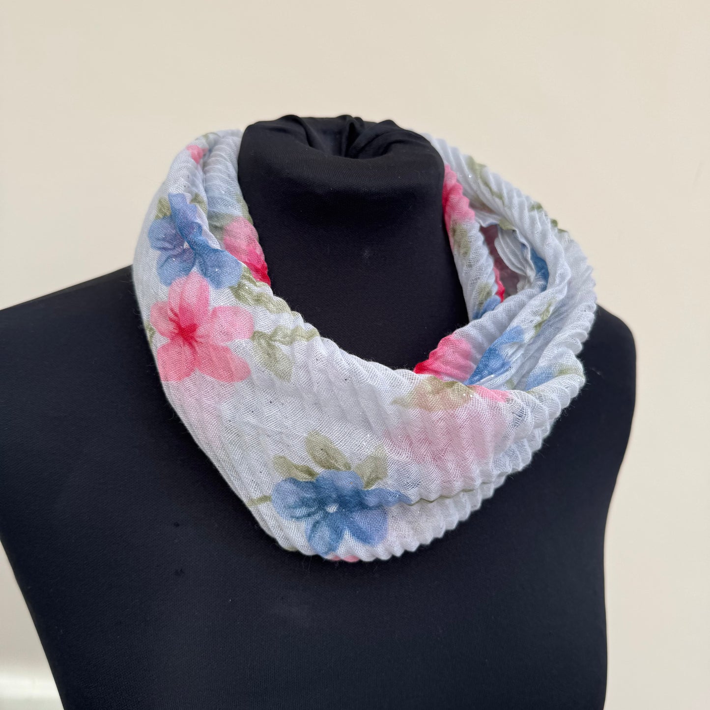 Passion Magnetic Floral Crinkle Scarf