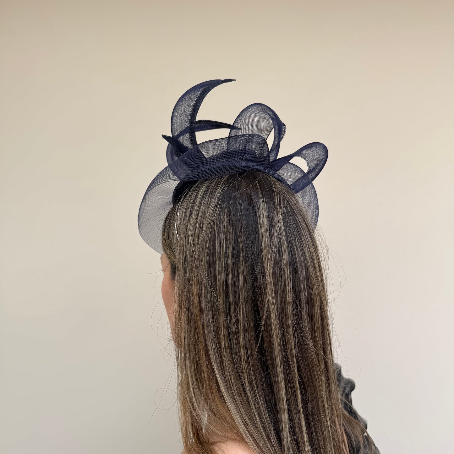 Max and Ellie JP3 Navy blue Pillbox Fascinator