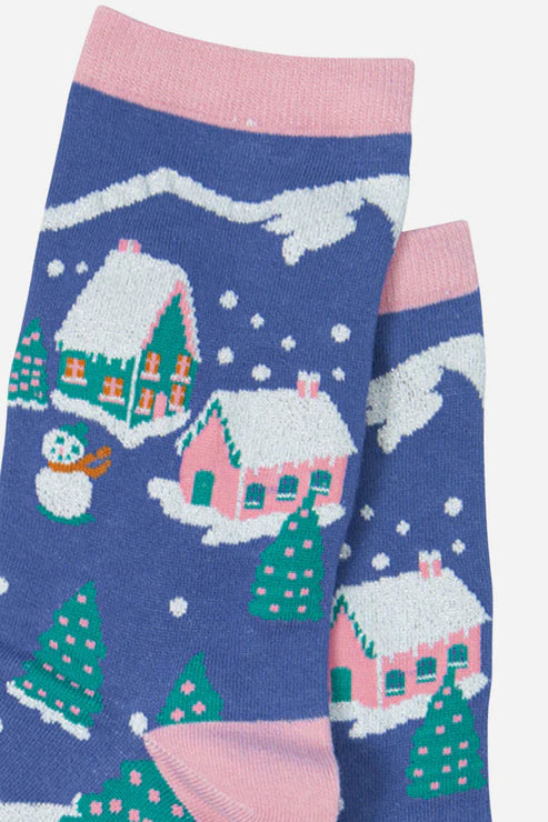 Pink Ski Village Print Bamboo Socks 4446VILLPI