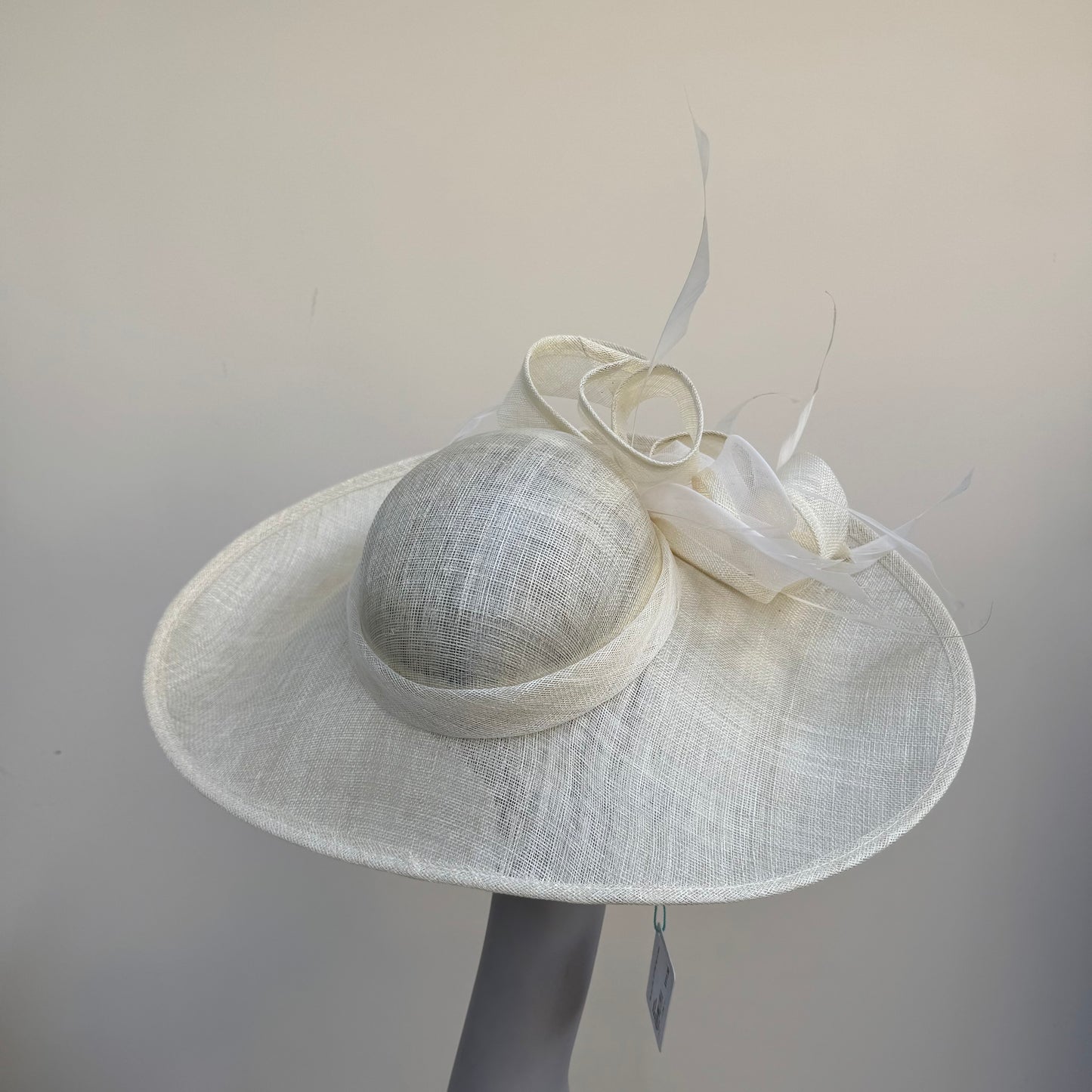 Max and Ellie TD7 Ivory Disc Hat