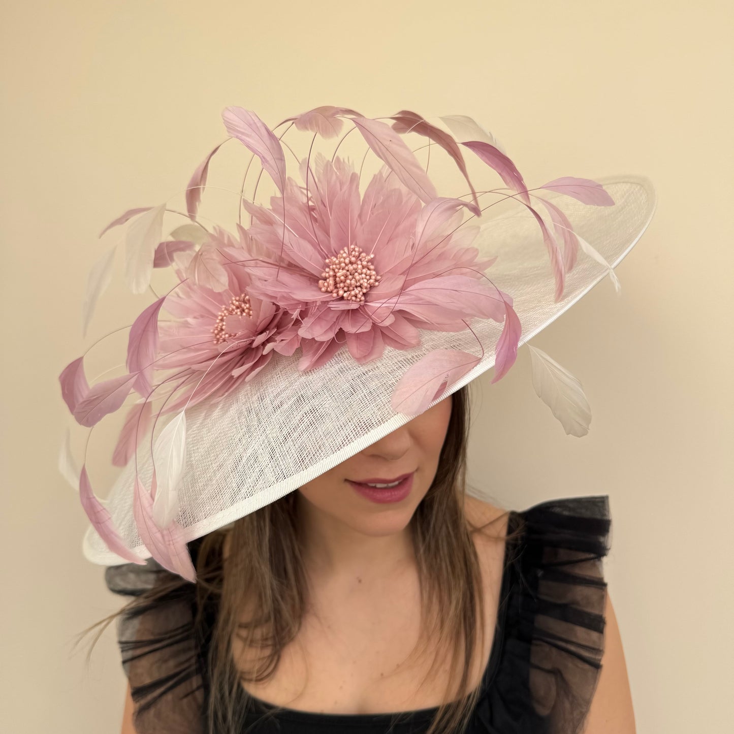 J Bees JB25/86 Ivory & Peony Pink Contrast Hatinator