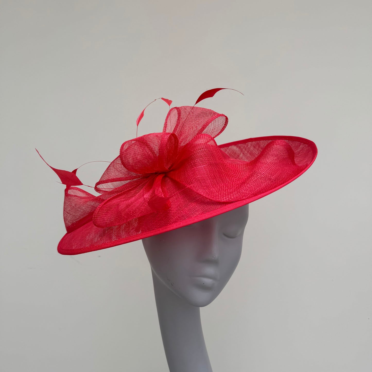 J Bees JB18/100 Hatinator in Reds