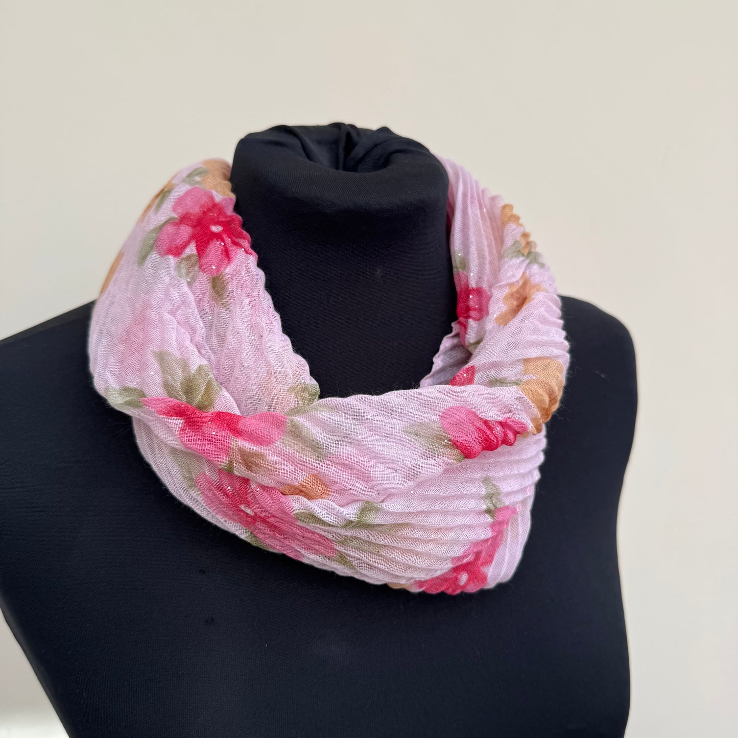 Passion Magnetic Floral Crinkle Scarf