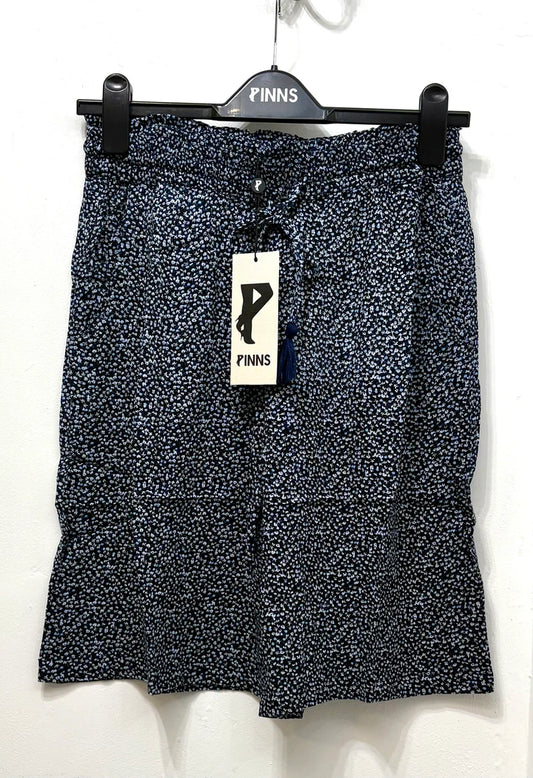 Pinns 661SH Ditsy Short