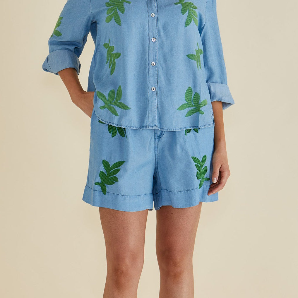 Betty Basics BB8472 Daria Lyocell Leaf Short