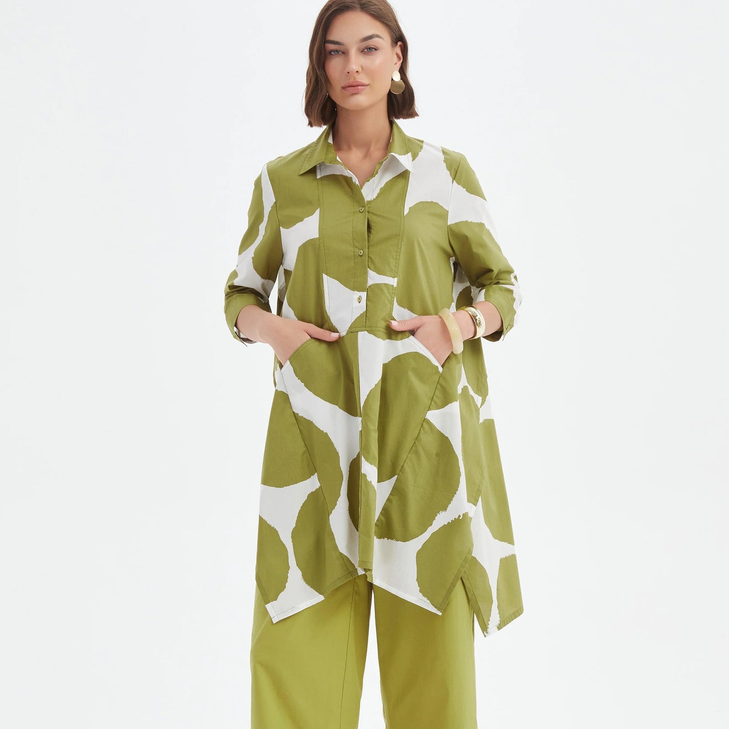 Tirelli 25D3530 Handkerchief Hem Print Shirt