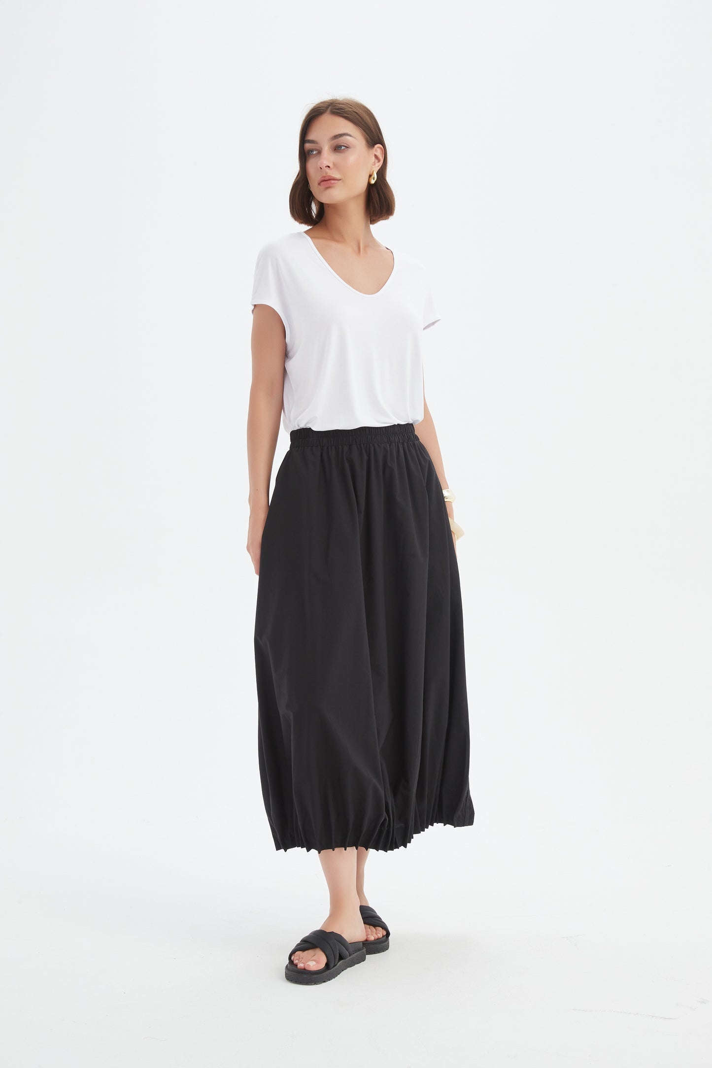 Tirelli 25P3735 Pin Tuck Hem Skirt