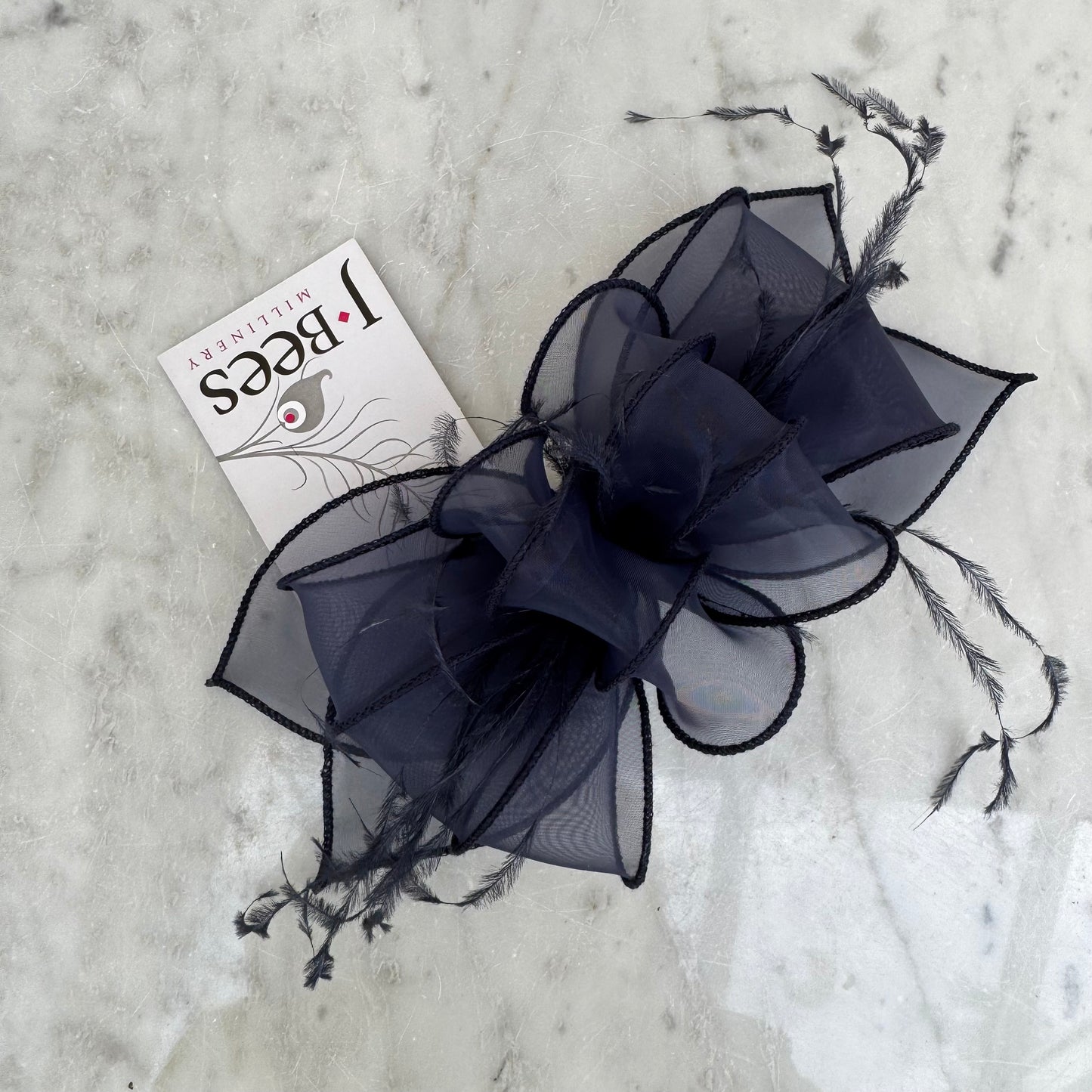 J Bees 9826 Clip Fascinator