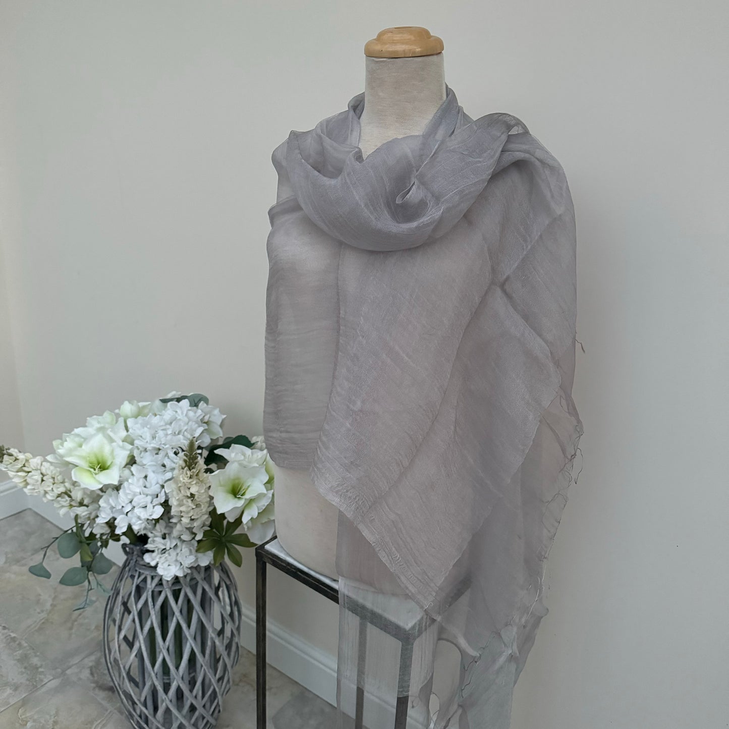 Max and Ellie CS8 Silver/Quartz Silk & Cotton Wrap