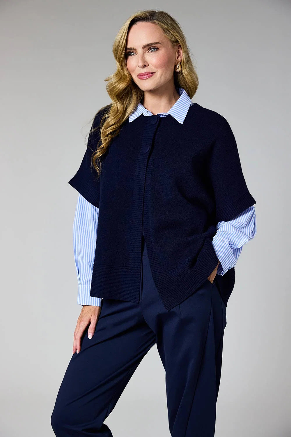 Deck Sleeveless Cardigan