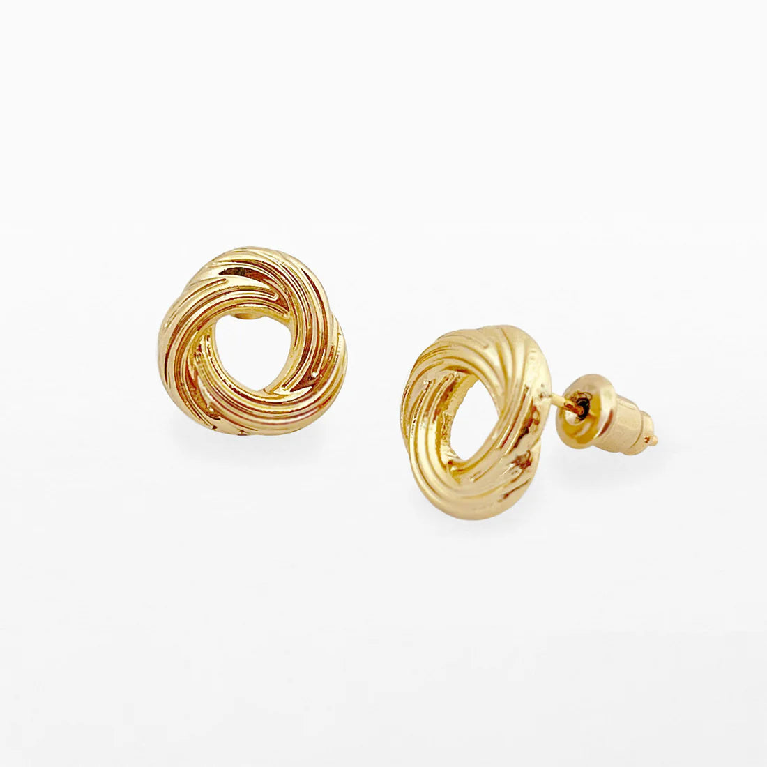 Life Charms E196 Knot Stud Earrings