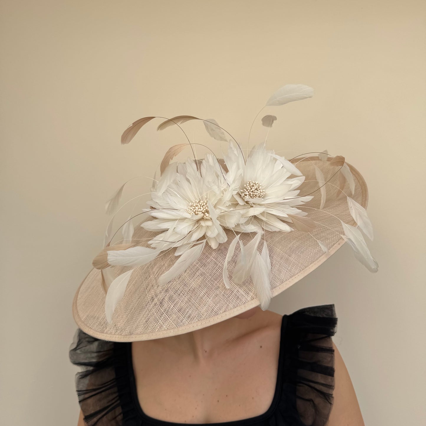 J Bees JB25/86 Champagne & Ivory Contrast Hatinator