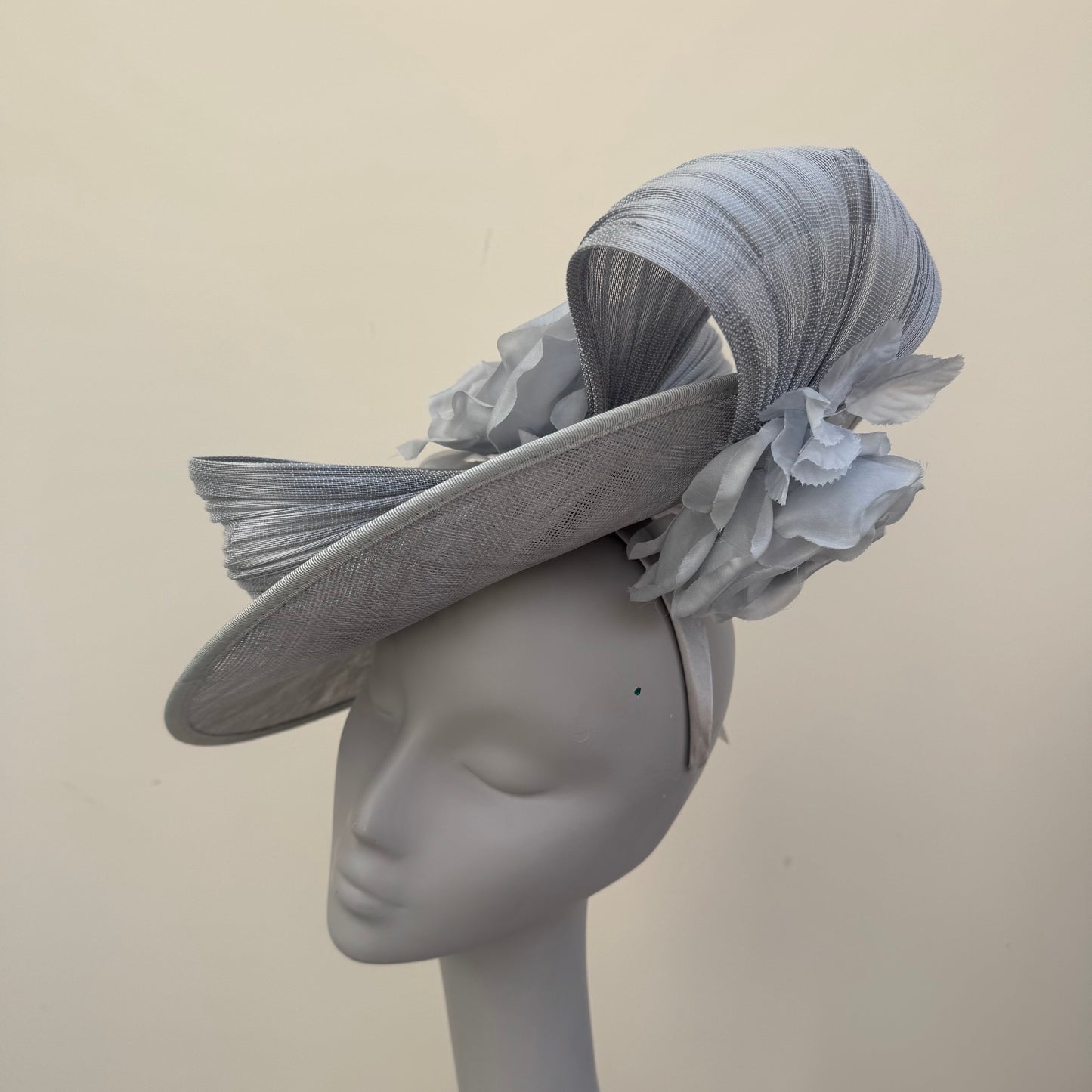 J Bees JB25/59 Steel Grey Disc Hatinator with Ribbon and Rose Detail