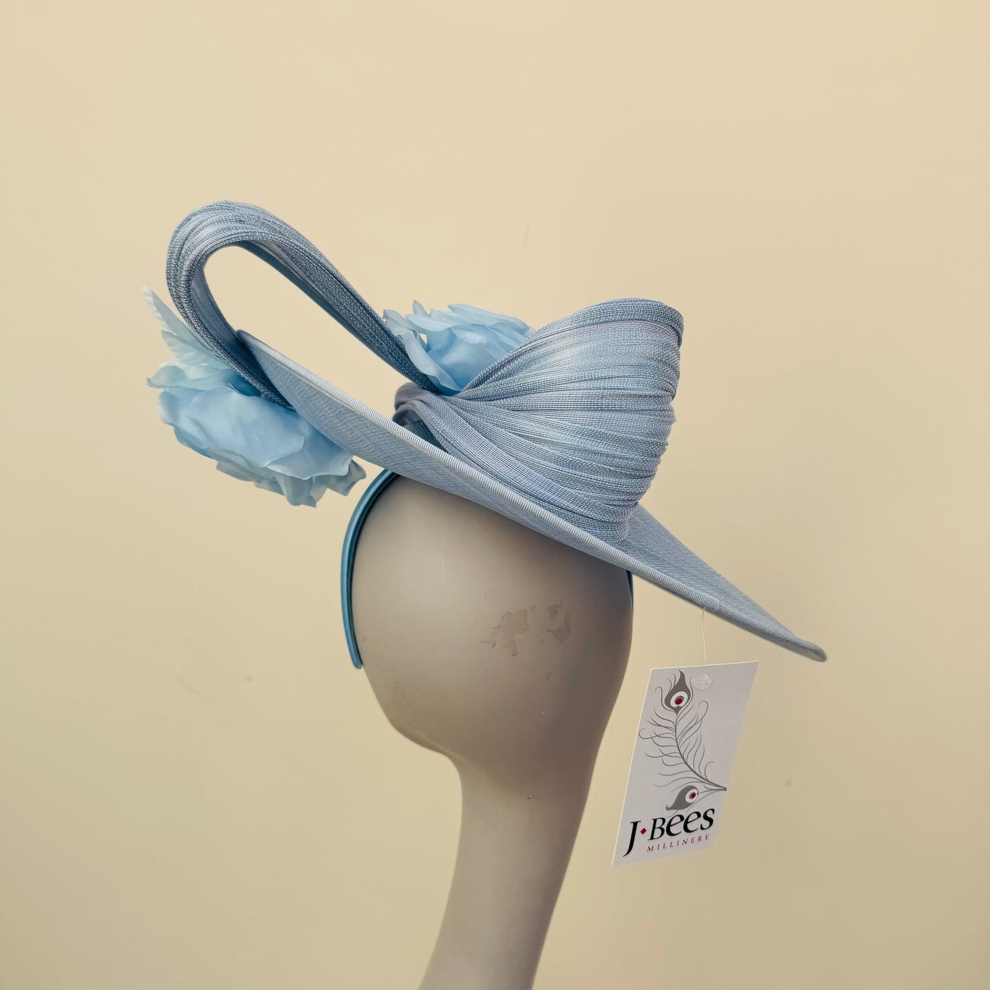 J Bees JB25/59 Baby Blue Disc Hatinator with Ribbon and Rose Detail