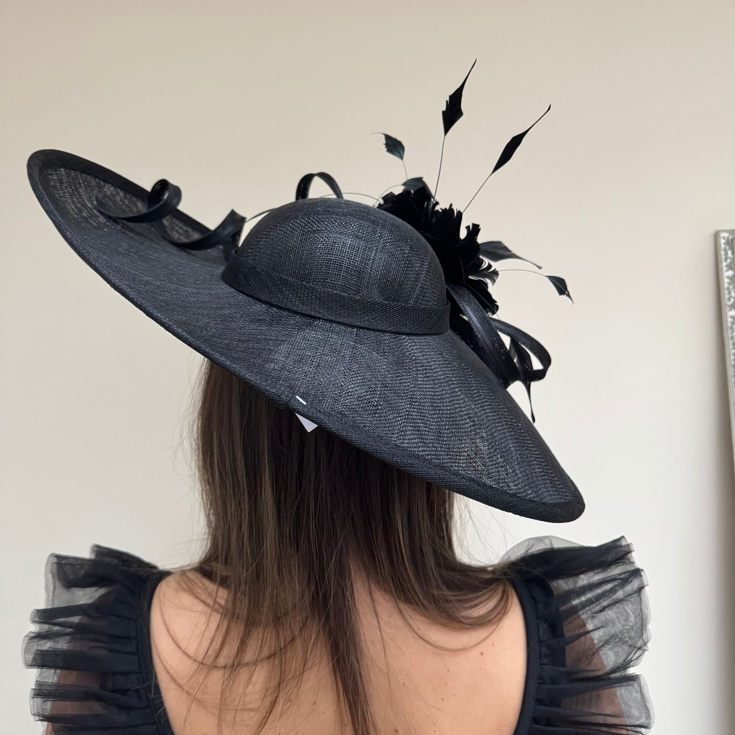 J Bees JB26/1020 Black Feather and Ribbon Hatinator