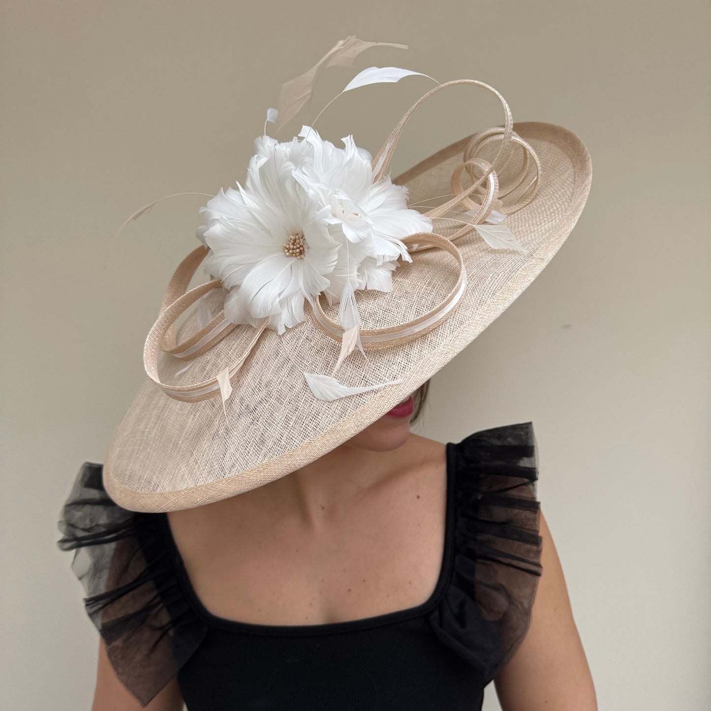 J Bees JB26/1020 Champagne & Ivory Feather and Ribbon Hatinator
