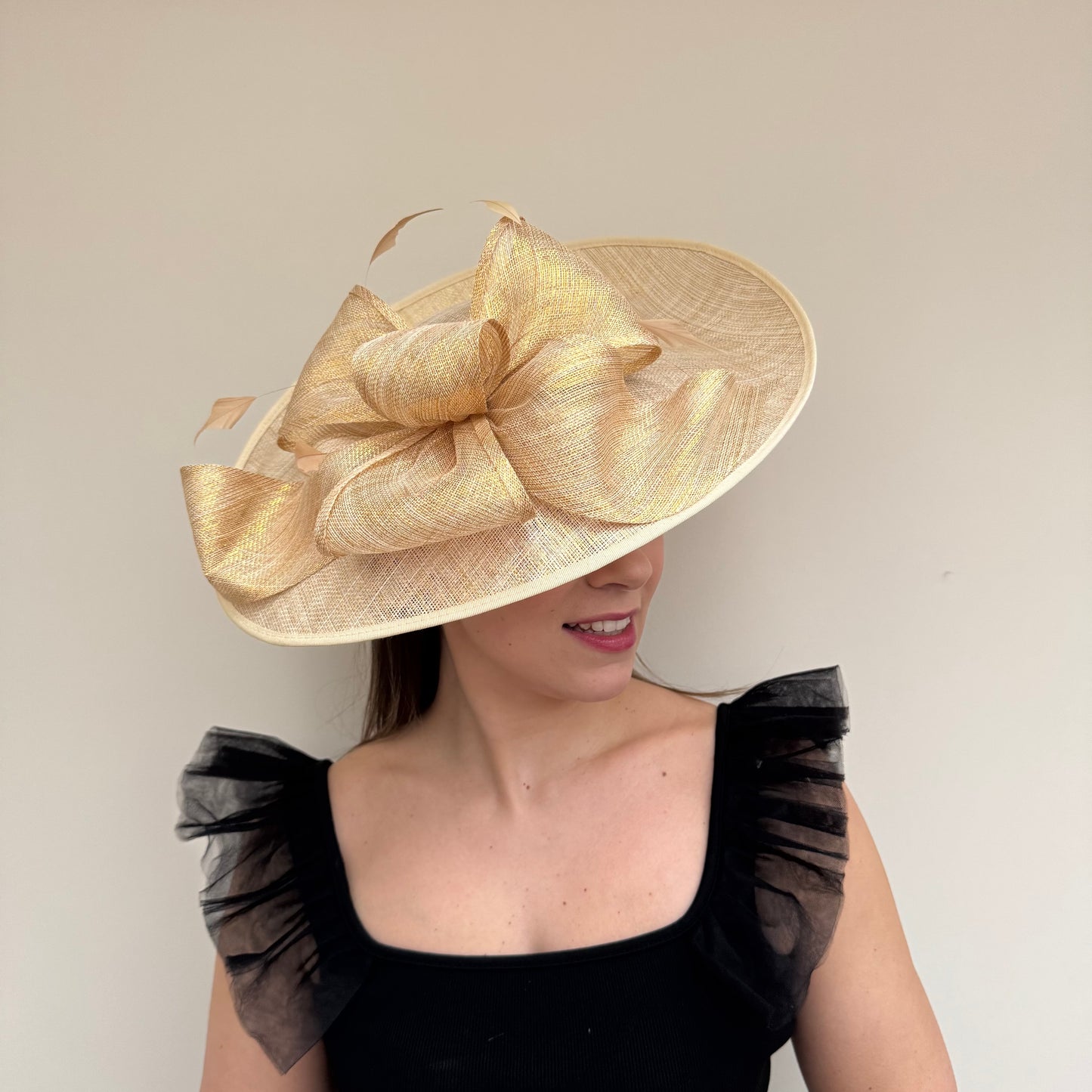 J Bees JB18/100 Gold Metallic Hatinator Metallic