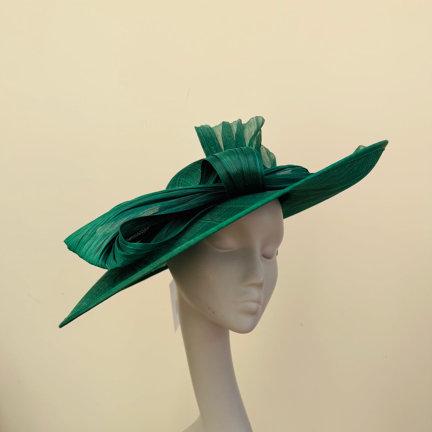 J Bees JB23/280 Emerald Green Large Bow Hatinator