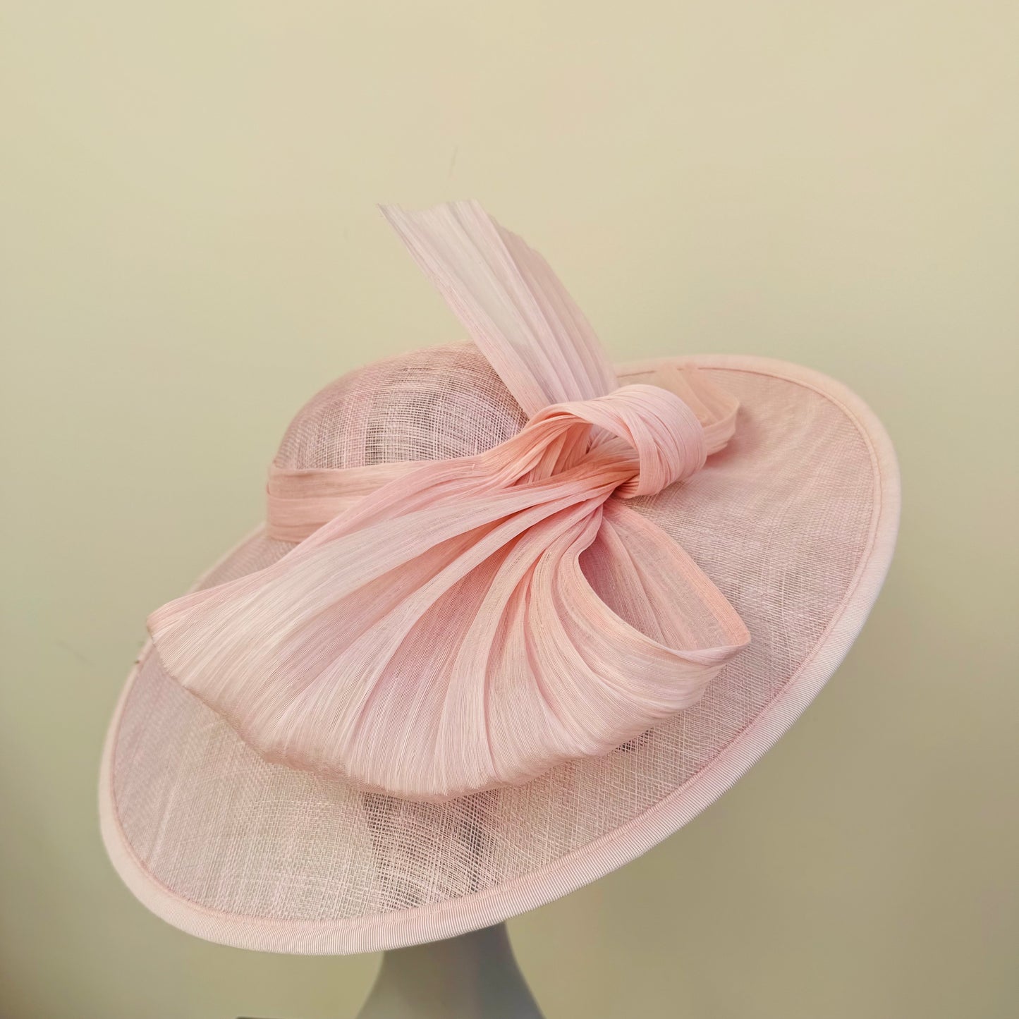 J Bees JB23/280 Peony Pink Large Bow Hatinator
