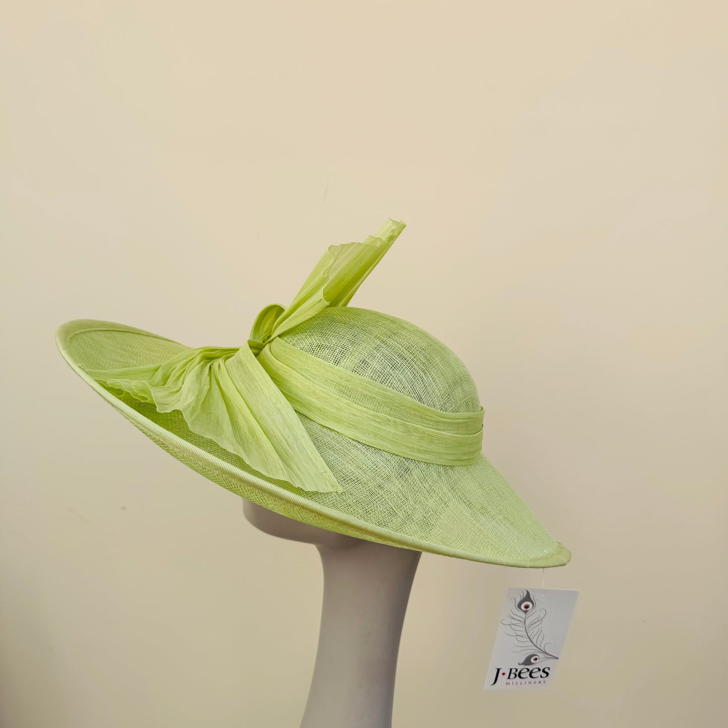 J Bees JB23/280 Willow Green Large Bow Hatinator