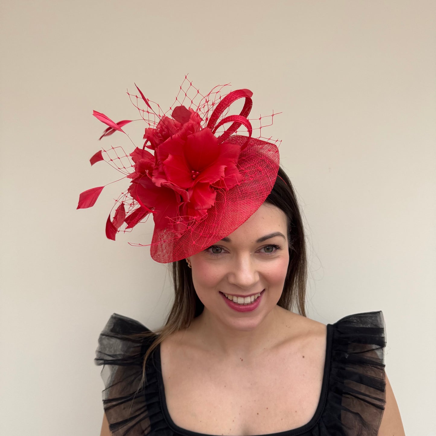 J Bees  JB18/040 Red Fascinator with feathers
