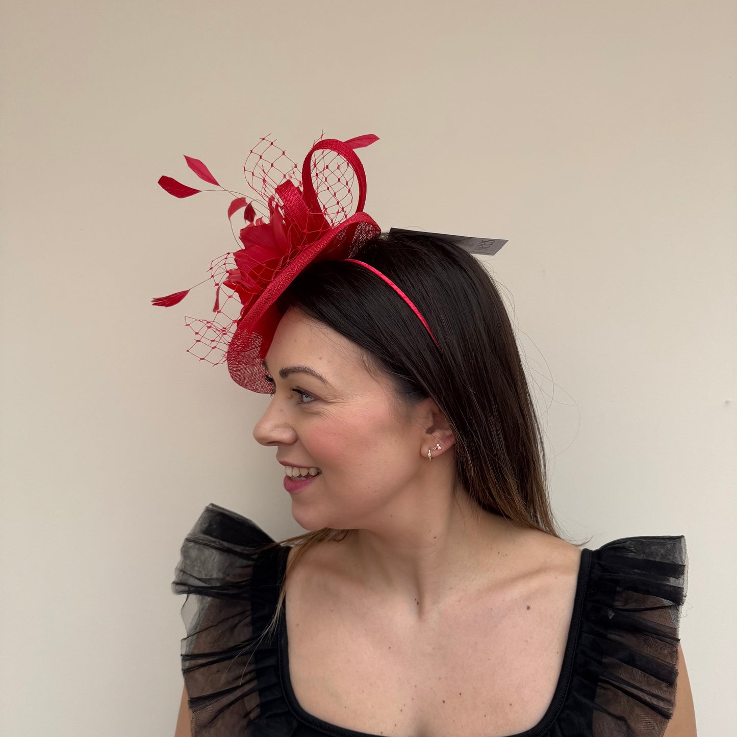 J Bees  JB18/040 Red Fascinator with feathers