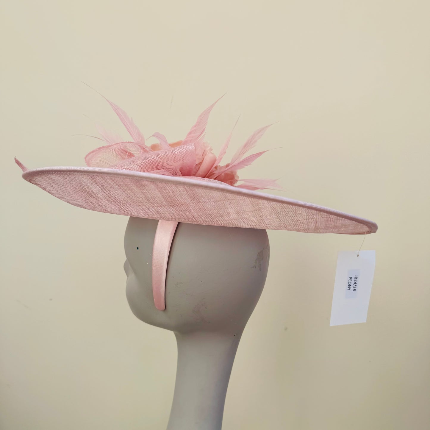 J Bees JB24/38 Peony Pink Hatinator with Large Flower Detail