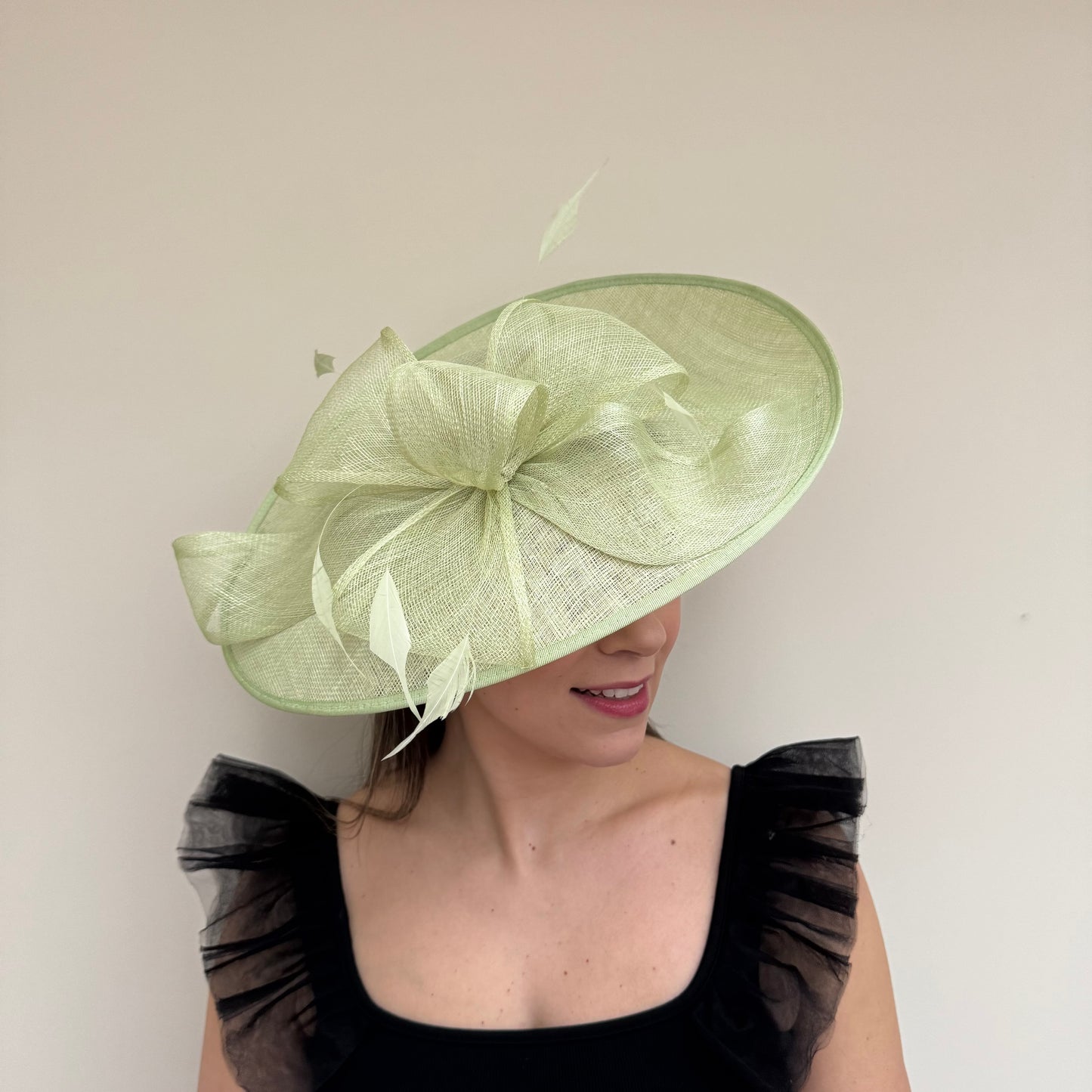 J Bees JB18/100 Meadow Green Fascinator Meadow