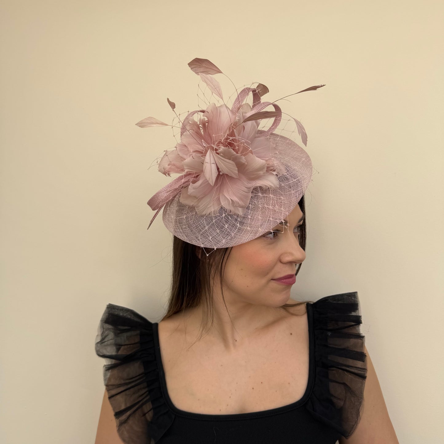 J Bees JB18/040 Truffle Mink fascinator