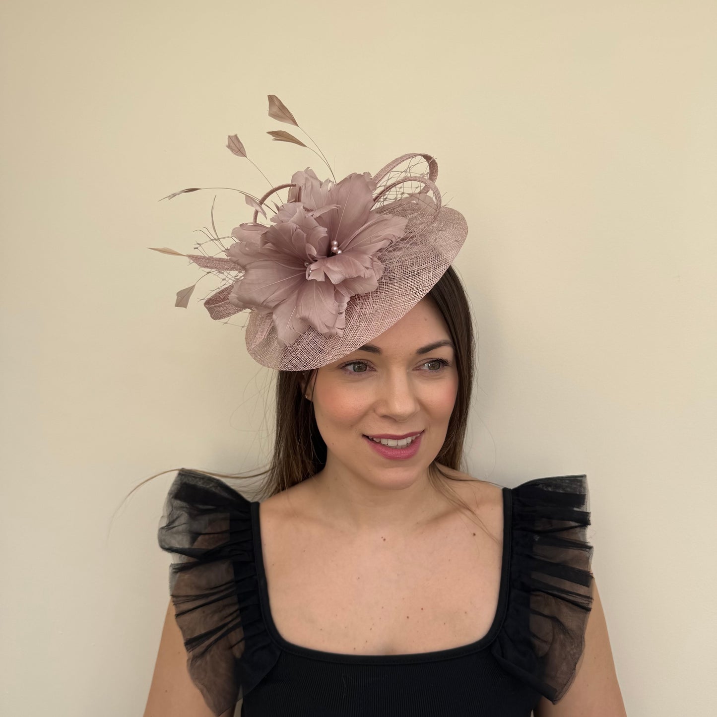 J Bees JB18/040 Truffle Mink fascinator