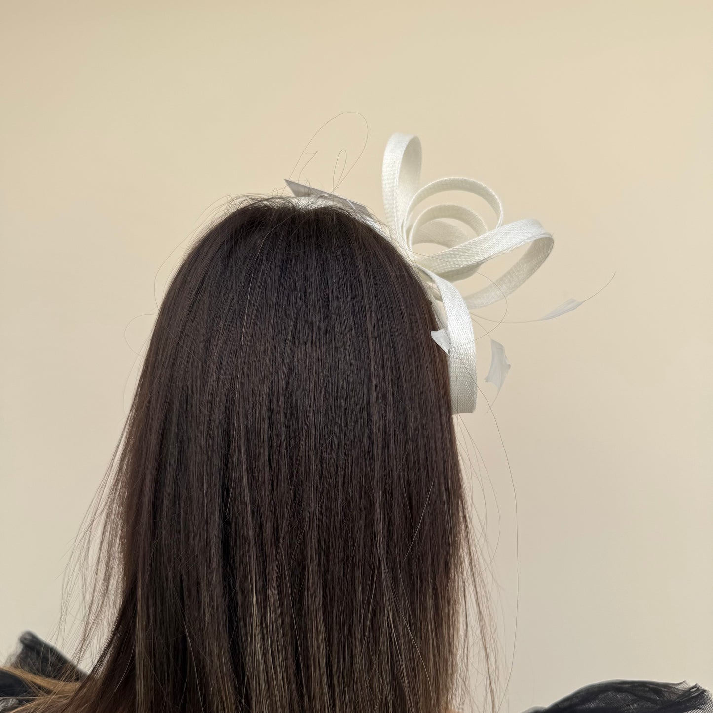 J Bees JB26/150 Ivory Fascinator