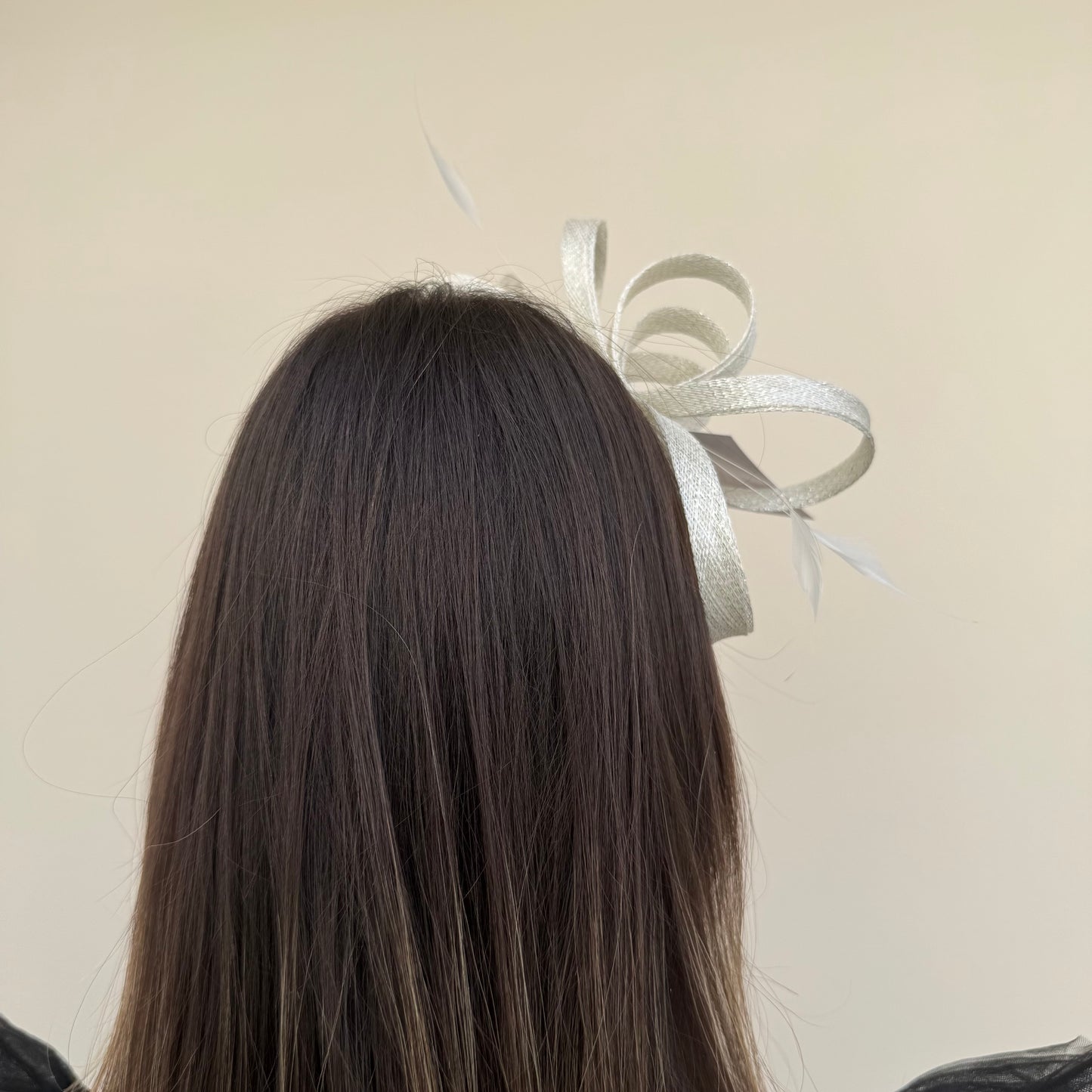 J Bees JB26/150 Ivory Lurex Silver Tread Fascinator