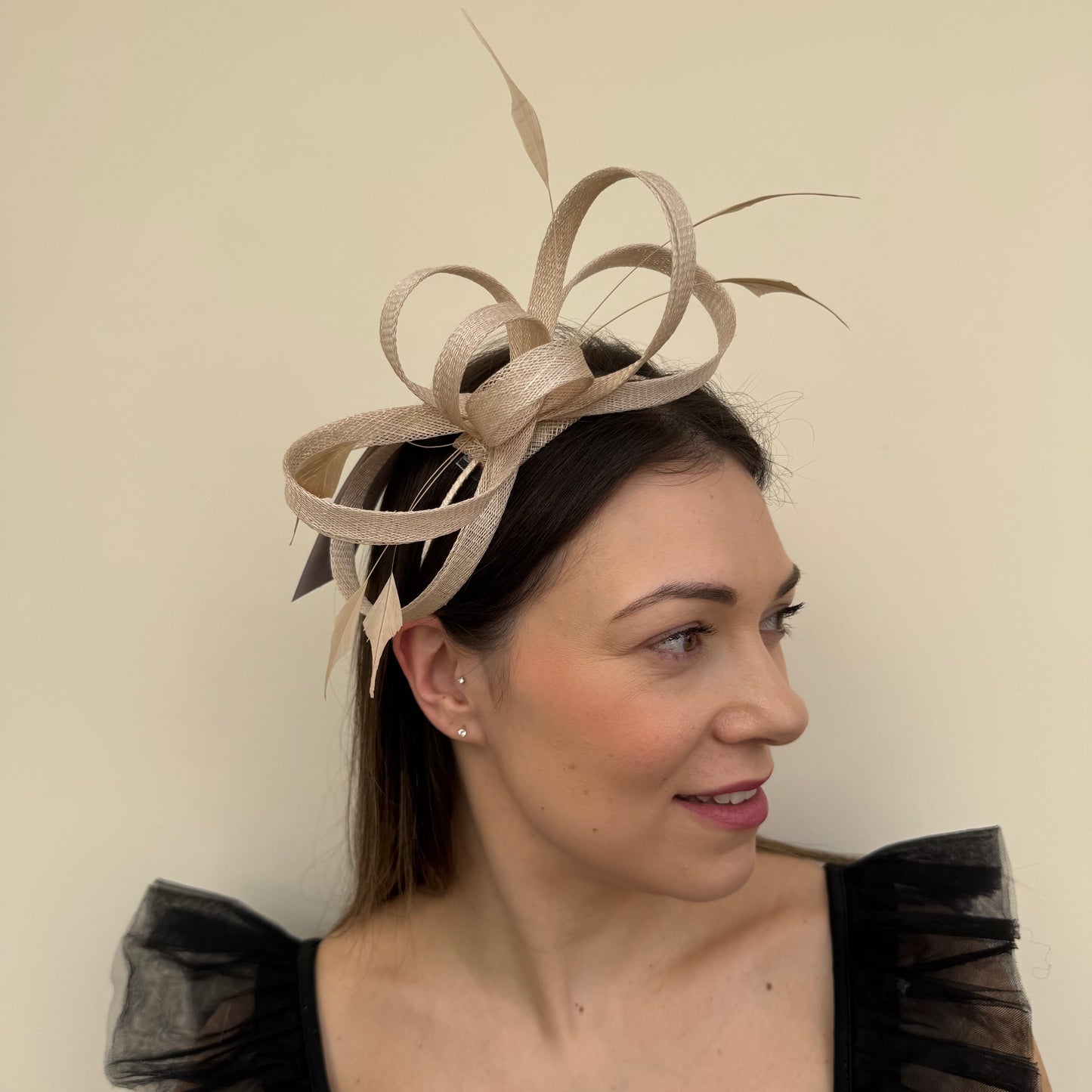 J Bees JB26/150 Beige Fascinator