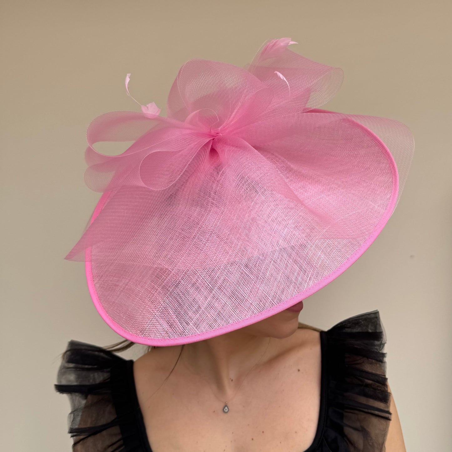 J Bees JB26/139 Tulip Pink Hatinator