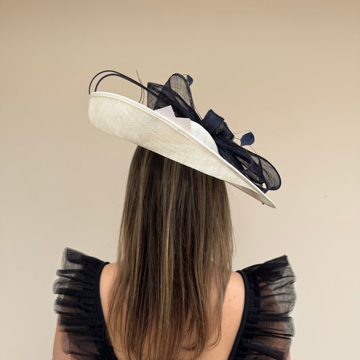 J Bees JB26/132 Ivory & Navy Bow Hatinator