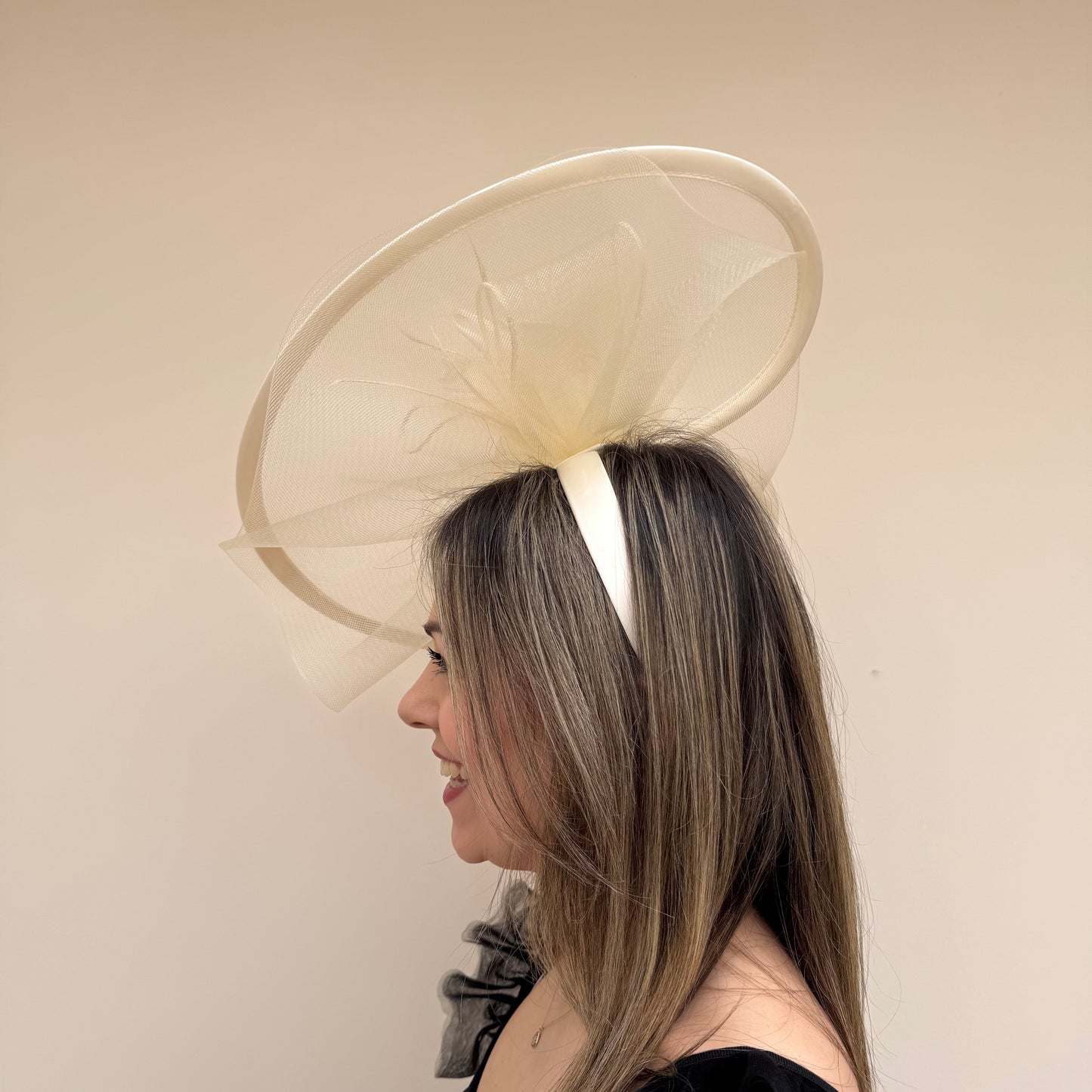 J Bees JB20/594 Pebble Beige Net Fascinator