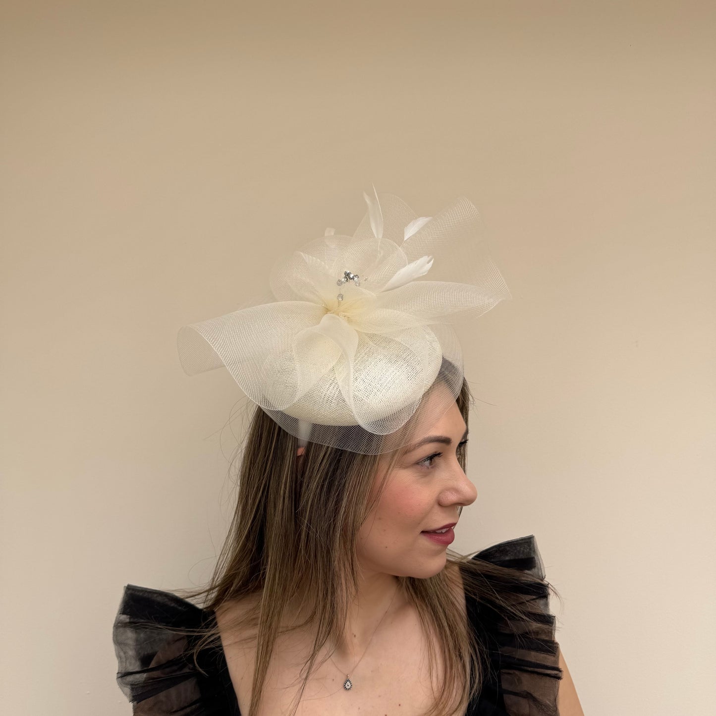 J Bees JB26/110 Ivory Pillbox Fascinator with Net