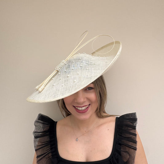 J Bees JB26/133 Ivory Hatinator with Pearls