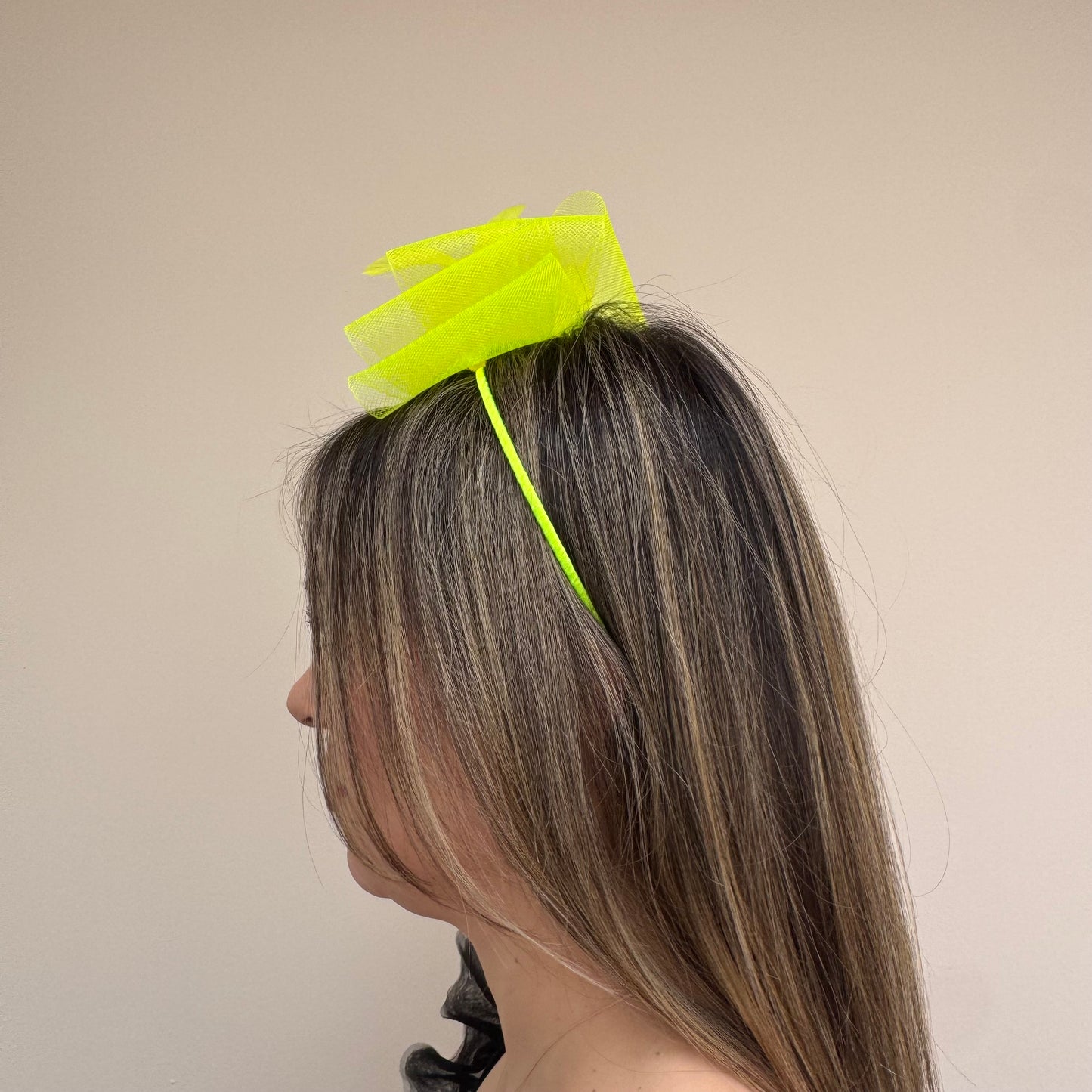 J Bees JB25/69A Zest Yellow Fascinator with sparkle