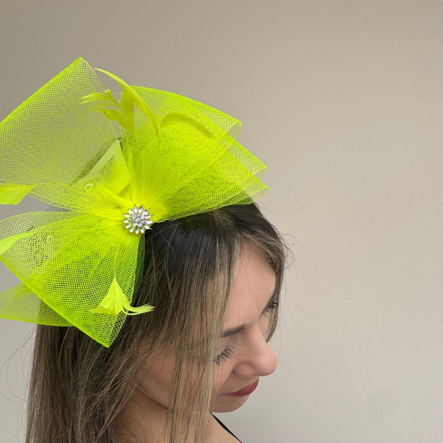 J Bees JB25/69A Zest Yellow Fascinator with sparkle