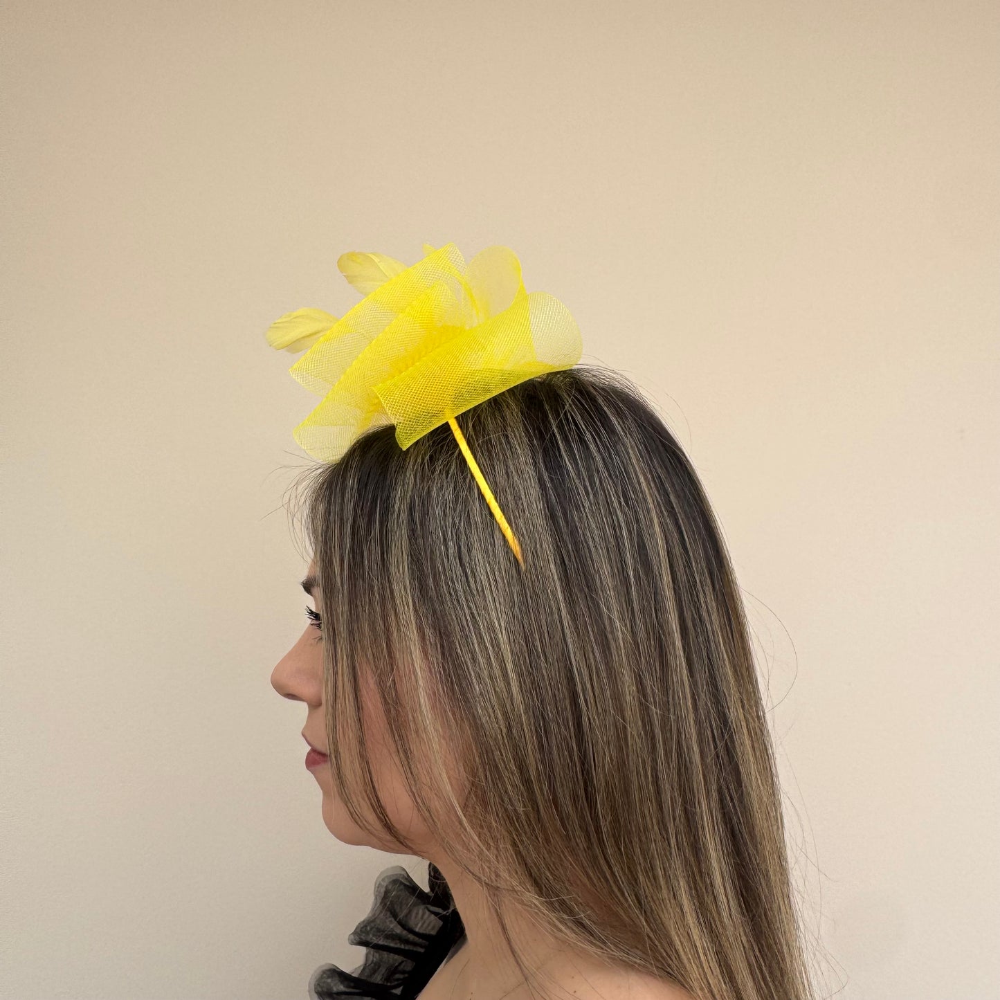 J Bees JB25/69A Lemon Yellow Fascinator with sparkle