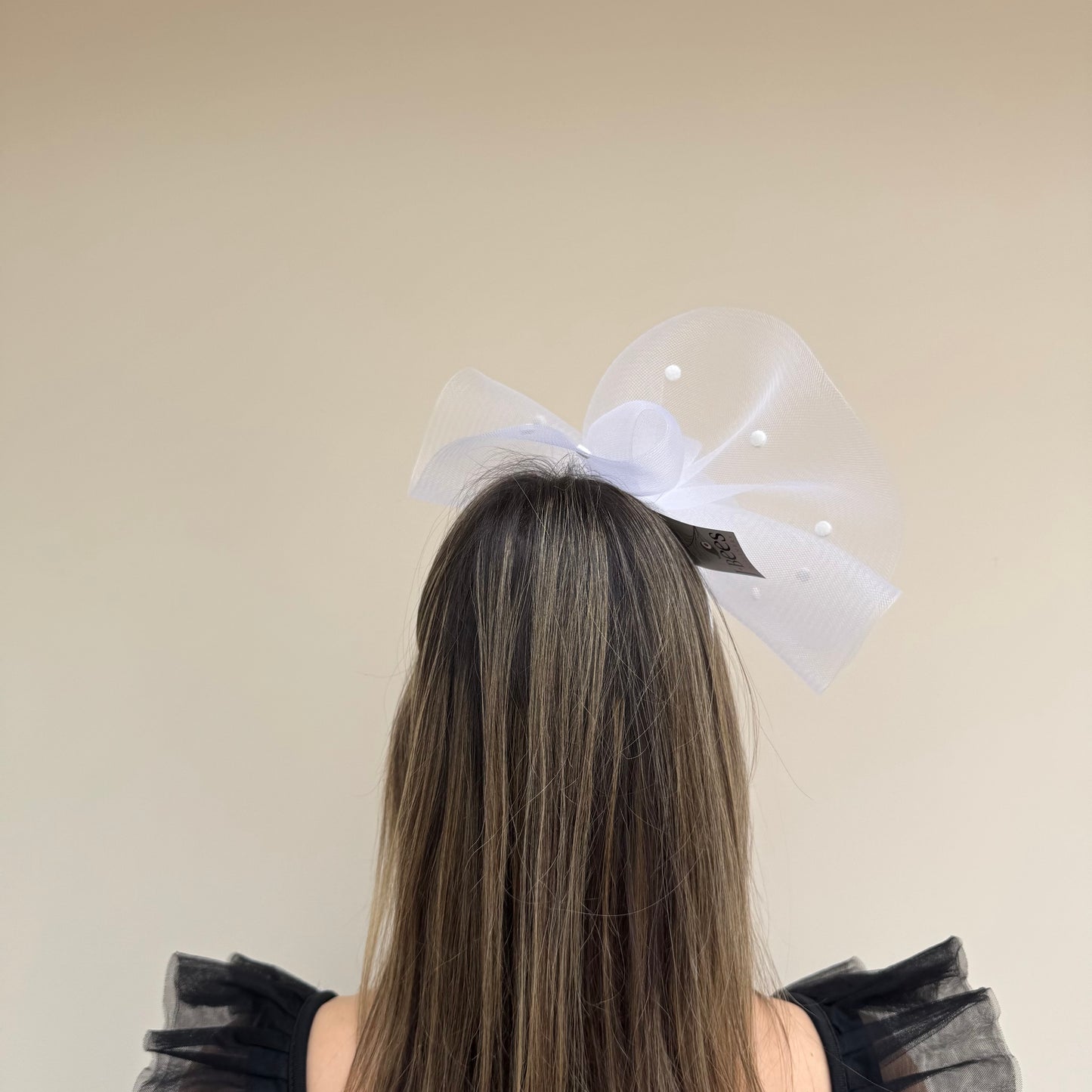 J Bees JB26/125 White Net Polka Dot Fascinator