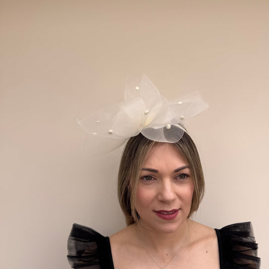 J Bees JB26/125 Ivory Net Polka Dot Fascinator