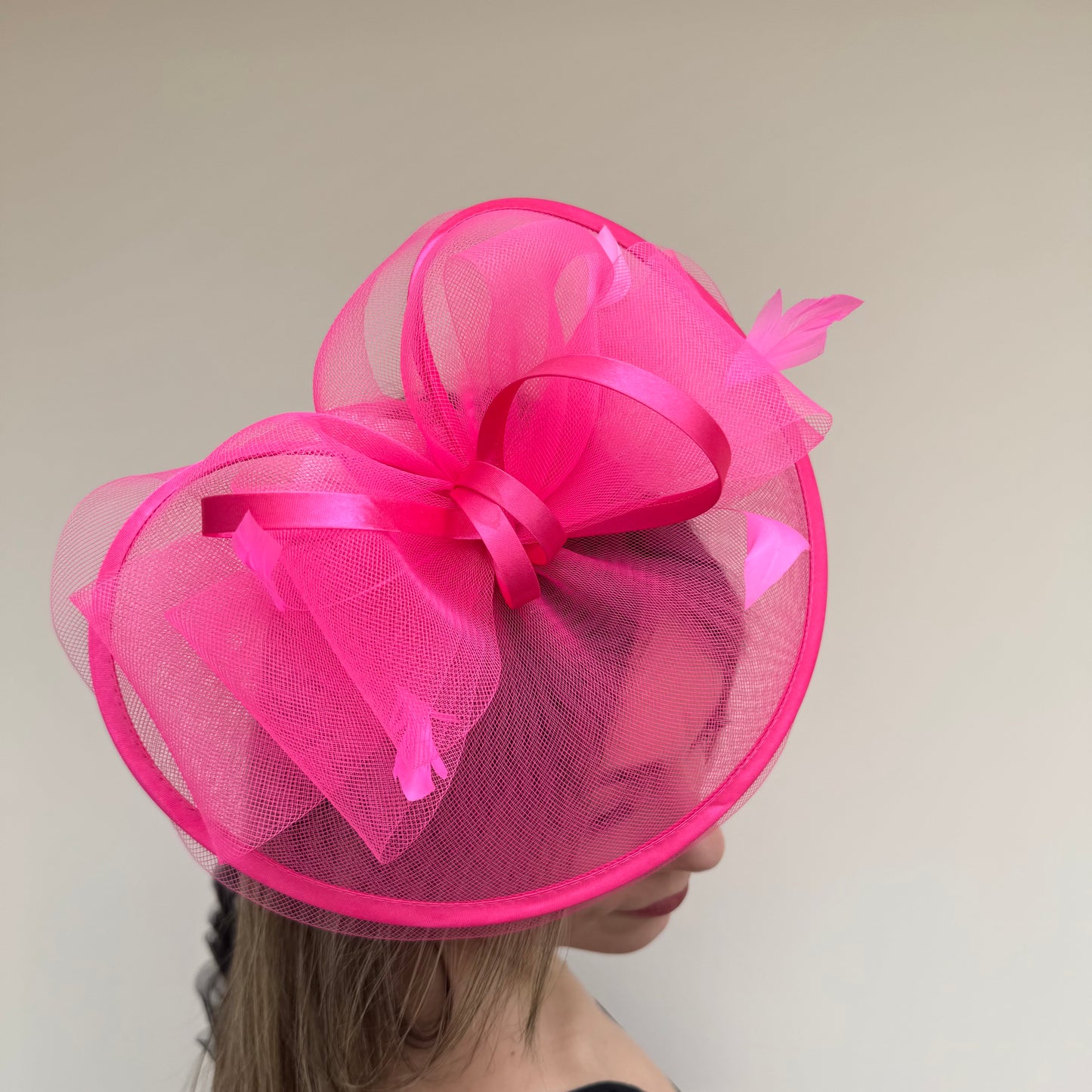 J Bees JB25/71 Hot Pink Fascinator